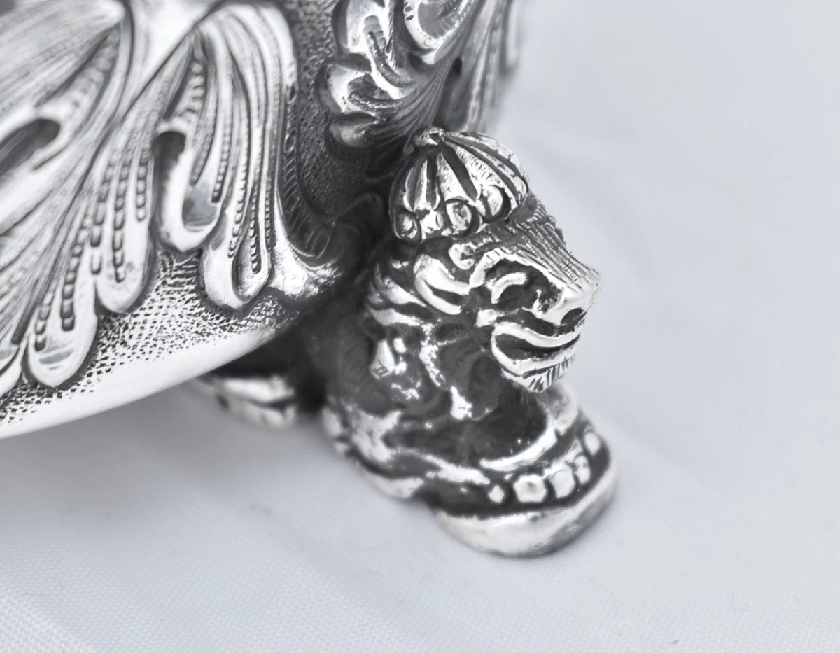 Ancienne boîte de charité (Tzedakah/Pushke) en argent suédois (titre 835) avec inscriptions en -photo-3