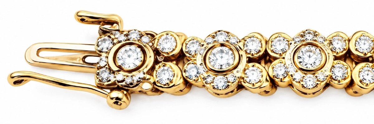 4.00 Carat Diamond 9 Carat Yellow And White Gold Floral Cluster Bracelet, 2011-photo-3