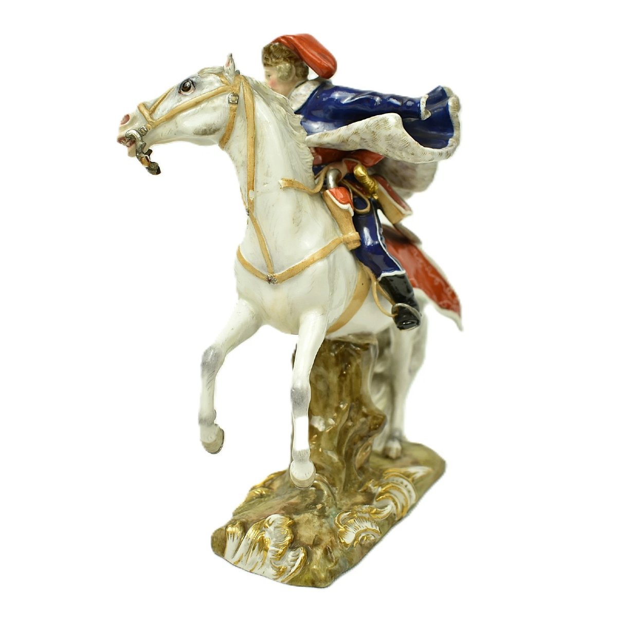 Hussard antique en porcelaine de Meissen sur figurine de cheval cabré modèle 1898-photo-4