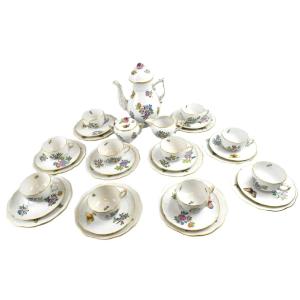 Service à thé trio en porcelaine Herend Queen Victoria avec théière, sucrier et pot à lait