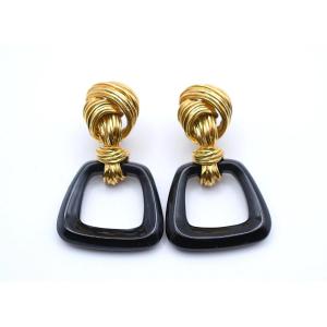 Boucles d’oreilles vintage Kutchinsky modèle « Turban » en or 18 carats et onyx noir, 5 x 3 cm,