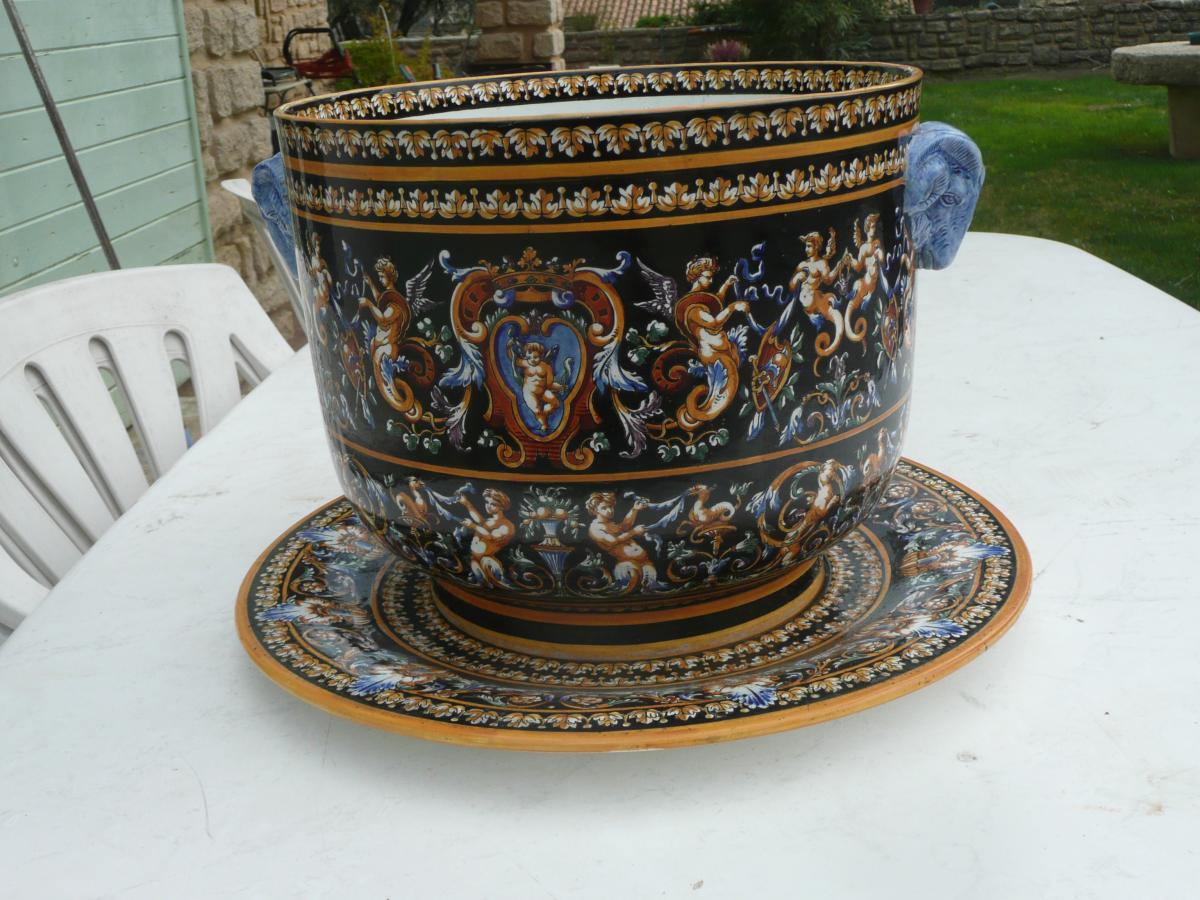 Grand Cache Pot En Faience De Gien 19ème