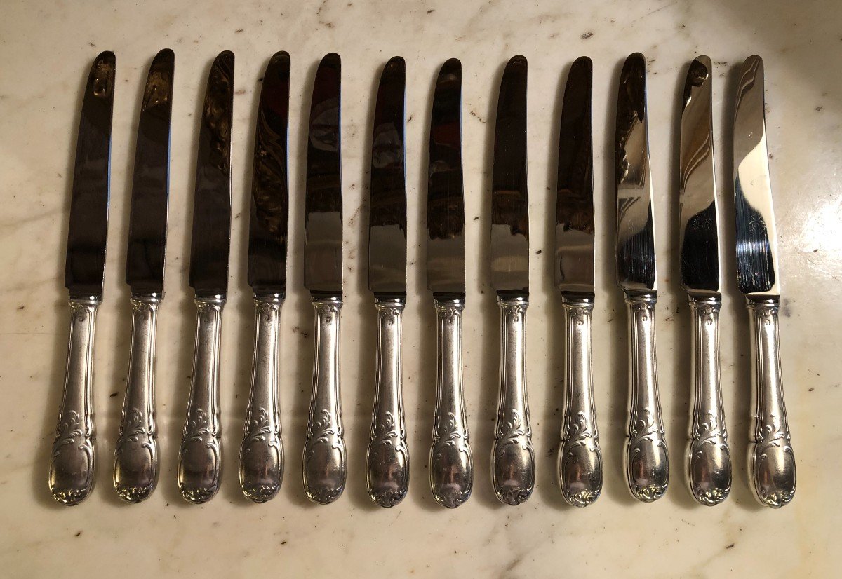 Suite De Douze Couteaux Style Louis XV Lame Inox 
