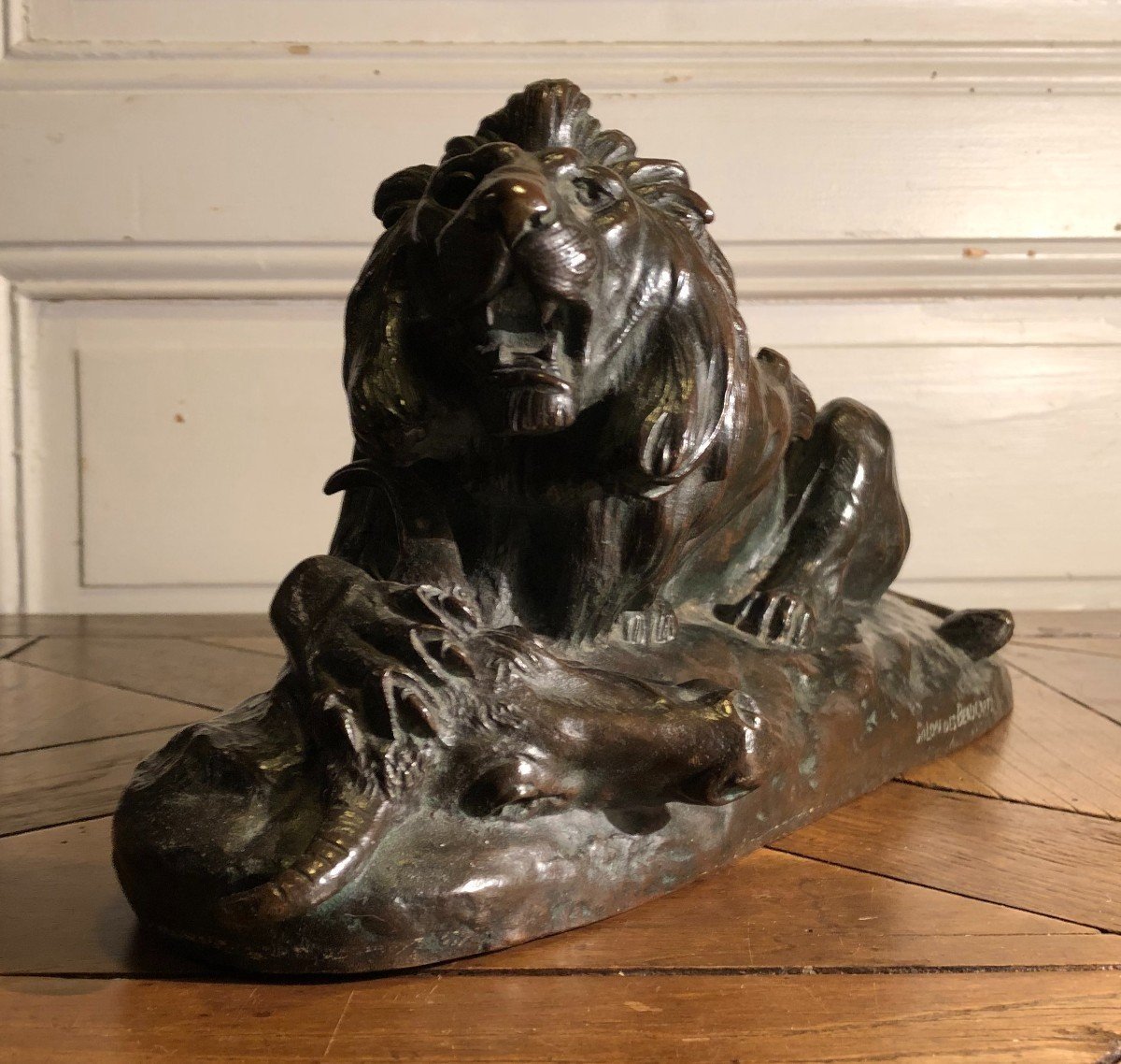 C. Masson "lion Devouring A Buffalo" In Bronze-photo-3