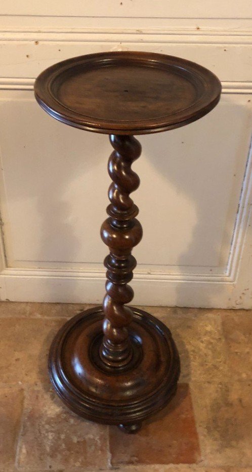 Sellette, Porte Lumière De Style Louis XIII En Noyer XVIII° Siècle