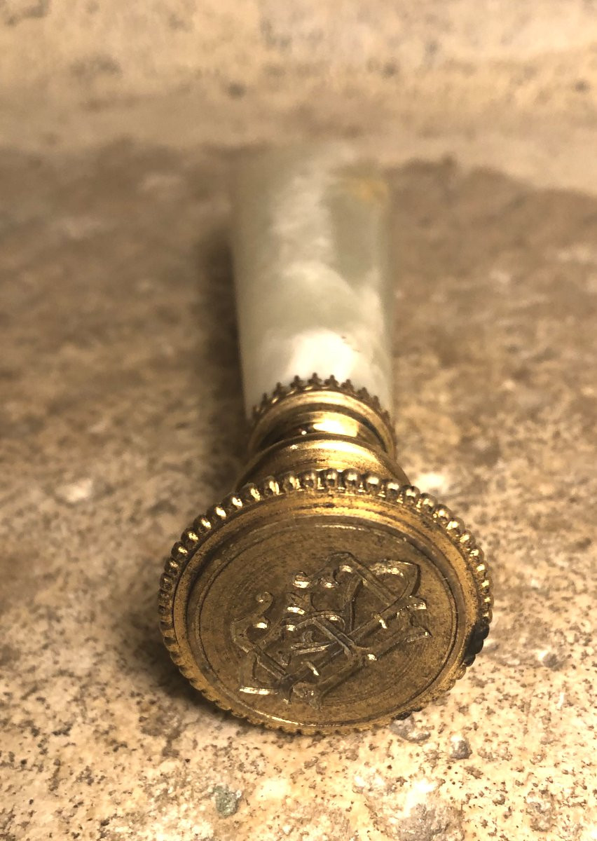 Gilt Bronze And Onyx Sealing Seal -photo-1