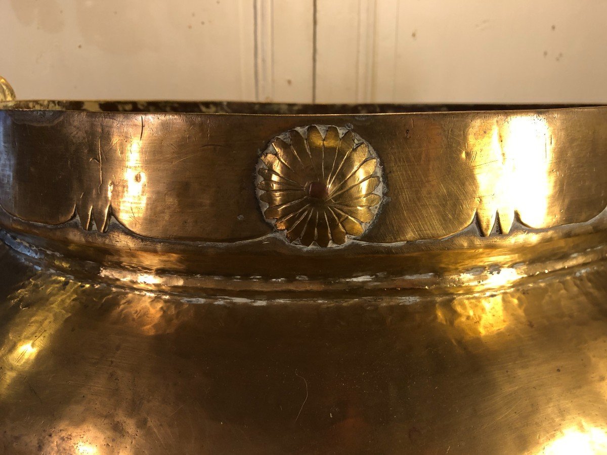 Important 19th Century Bronze Indian Cachepot-photo-1