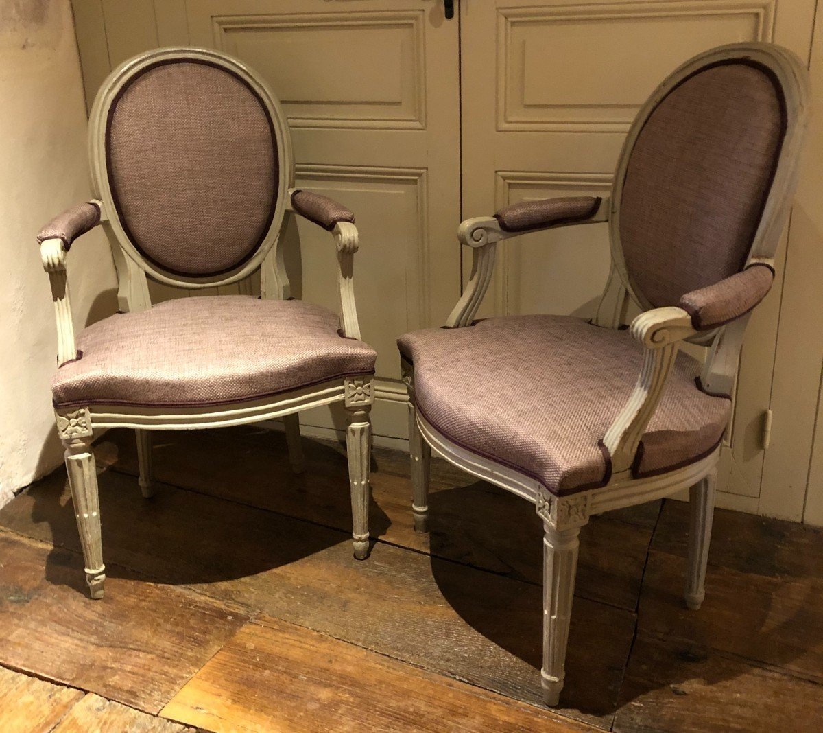 Pair Of Louis XVI Medallion Armchairs In Cabriolet Style, 18th Century-photo-3