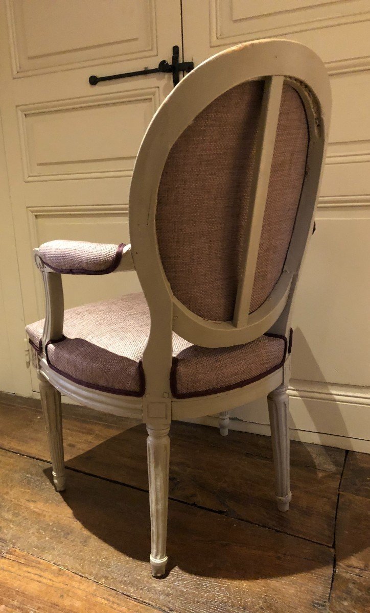 Pair Of Louis XVI Medallion Armchairs In Cabriolet Style, 18th Century-photo-2