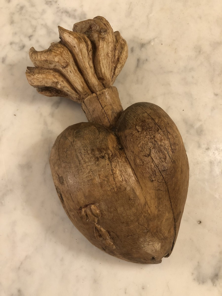 Large Wooden Ex Voto Heart Of Mary, Late 17th Century