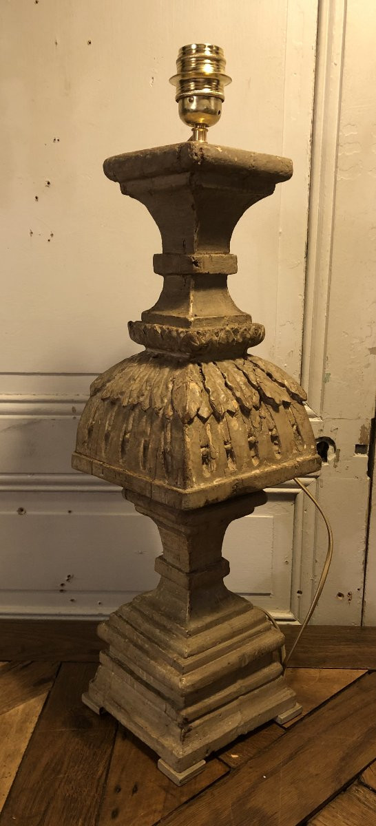 paire de grandes lampes balustres Louis XVI en bois sculpté et peint -photo-2