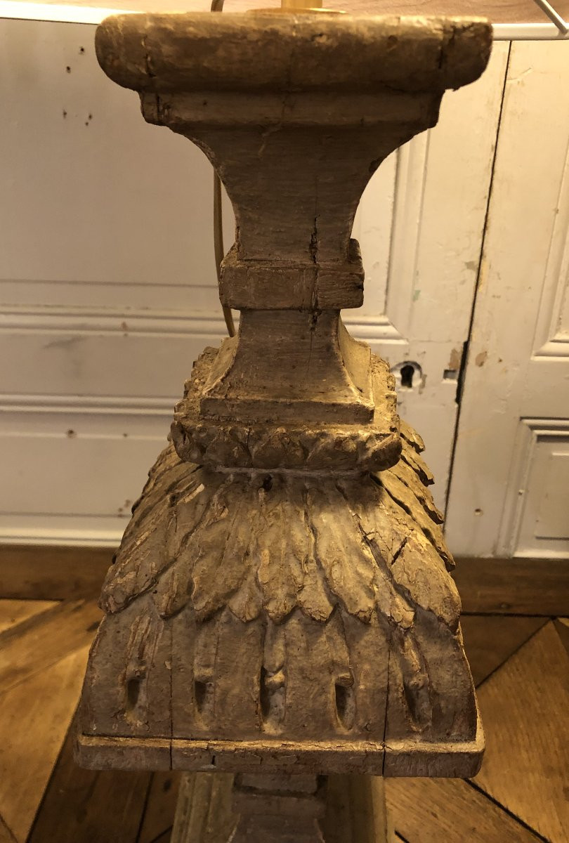 paire de grandes lampes balustres Louis XVI en bois sculpté et peint -photo-4