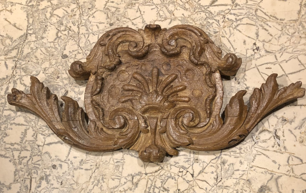 feuille d'acanthe en chêne sculpté XVIII° siècle 