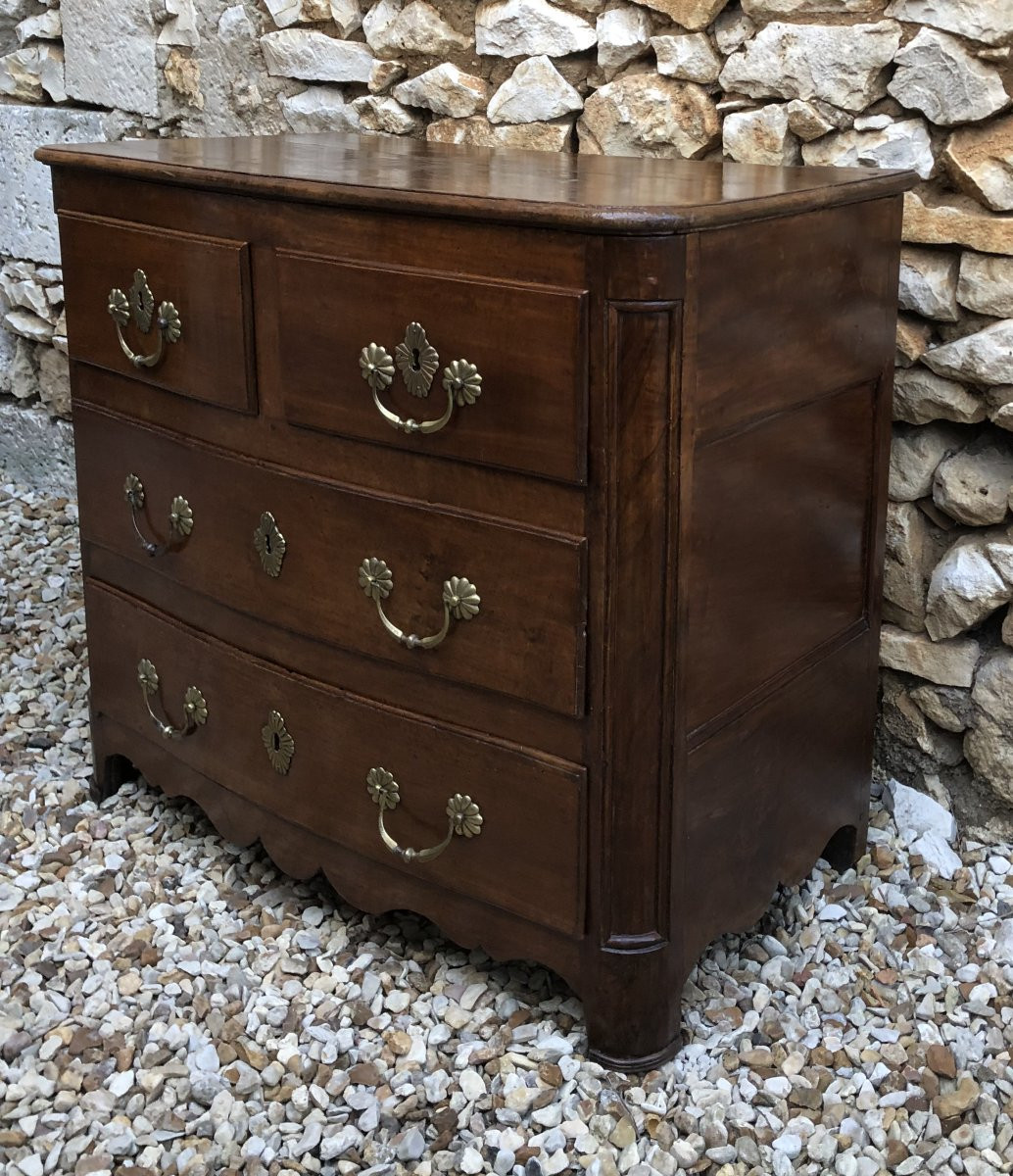 Commode galbée Louis XIV en noyer XVIII° siècle -photo-4