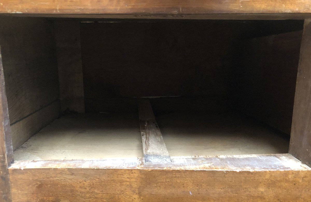 Commode galbée Louis XIV en noyer XVIII° siècle -photo-7