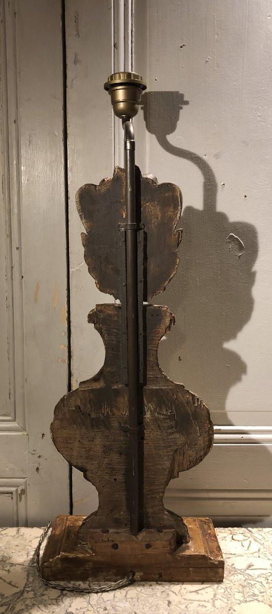 Vase fleuri en bois sculpt&eacute; dor&eacute; et polychrome XVIII&deg; si&egrave;cle mont&eacute;e en lampe -photo-4