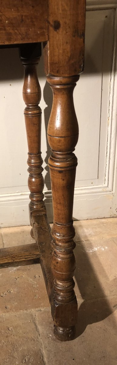 Louis XIV Walnut Table, Late 17th Century, Early 18th Century -photo-3