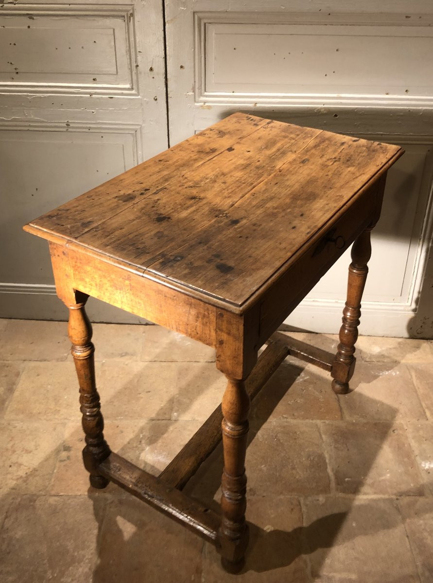 Louis XIV Walnut Table, Late 17th Century, Early 18th Century -photo-6