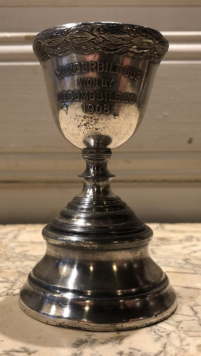 "Vanderbilt cup won by locomobile co 1908"  coupe en métal argenté -photo-4