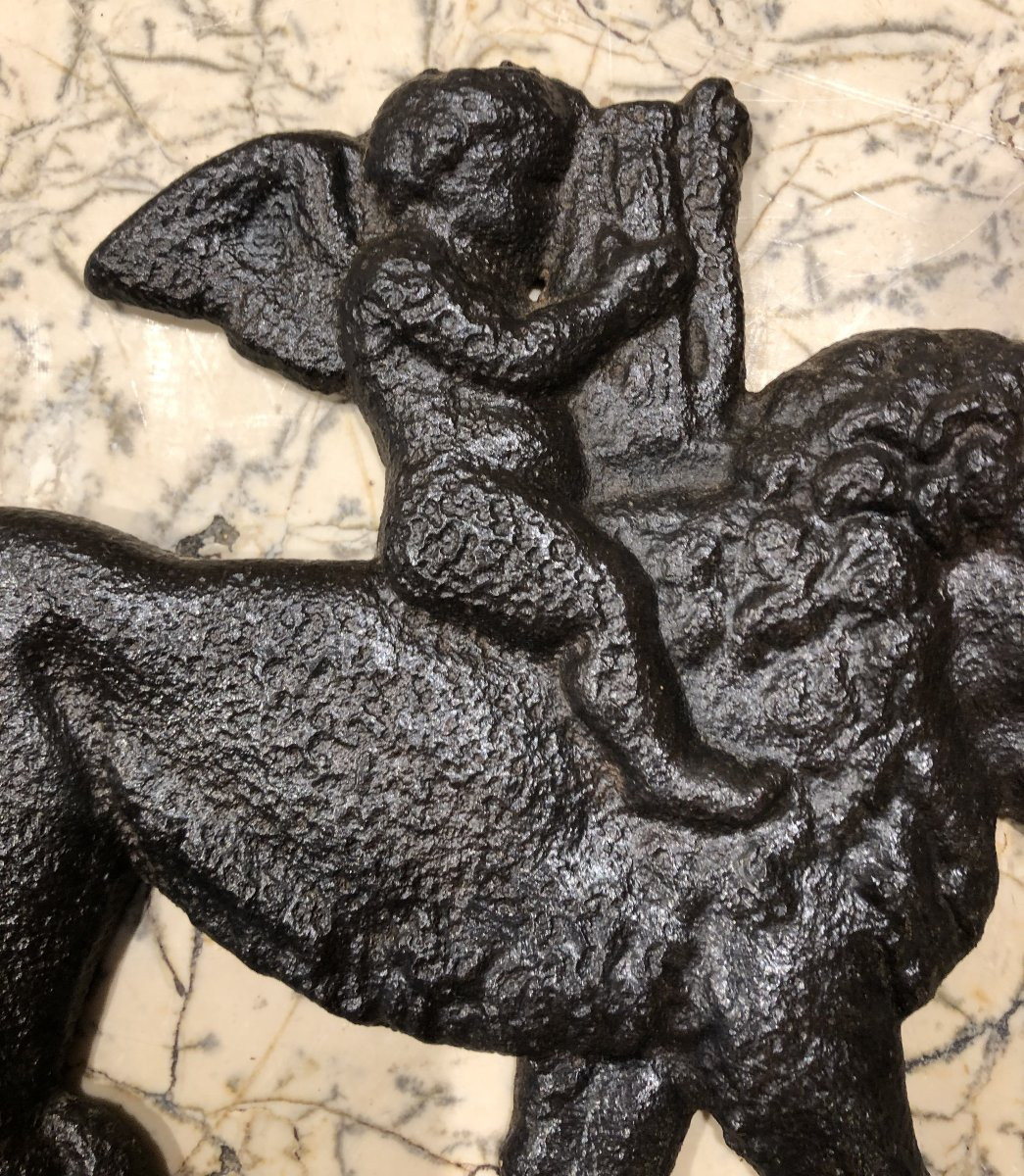 Le pouvoir de l'amour ange jouant de la lyre chevauchant un lion  -photo-3