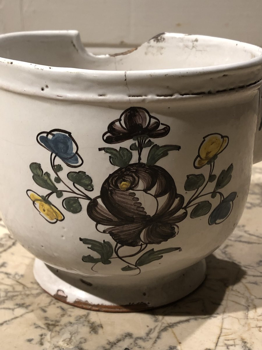 18th-century Earthenware Glass Cooler On A Pedestal Base, Decorated With Flowers. -photo-3