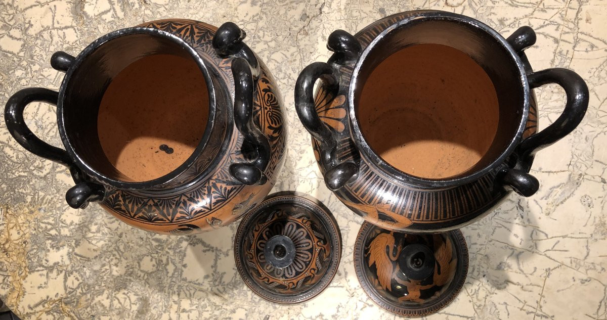 Paire de vases Etrusque en terre cuite peinte, Grand Tour XIX° siècle -photo-6