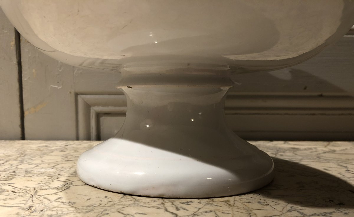 White Earthenware Bowl On A Pedestal With A Blue Rim, 18th Century -photo-2