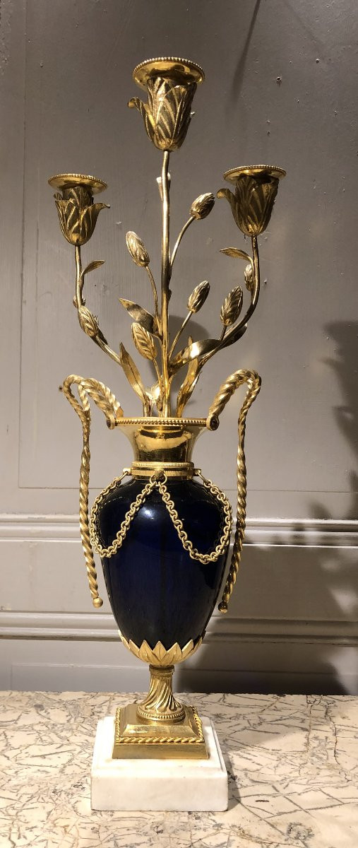 Pair Of Louis XVI Style Gilt Bronze And Blue Glass Candlesticks With Fleur-de-lis Motifs, 18th Century-photo-1