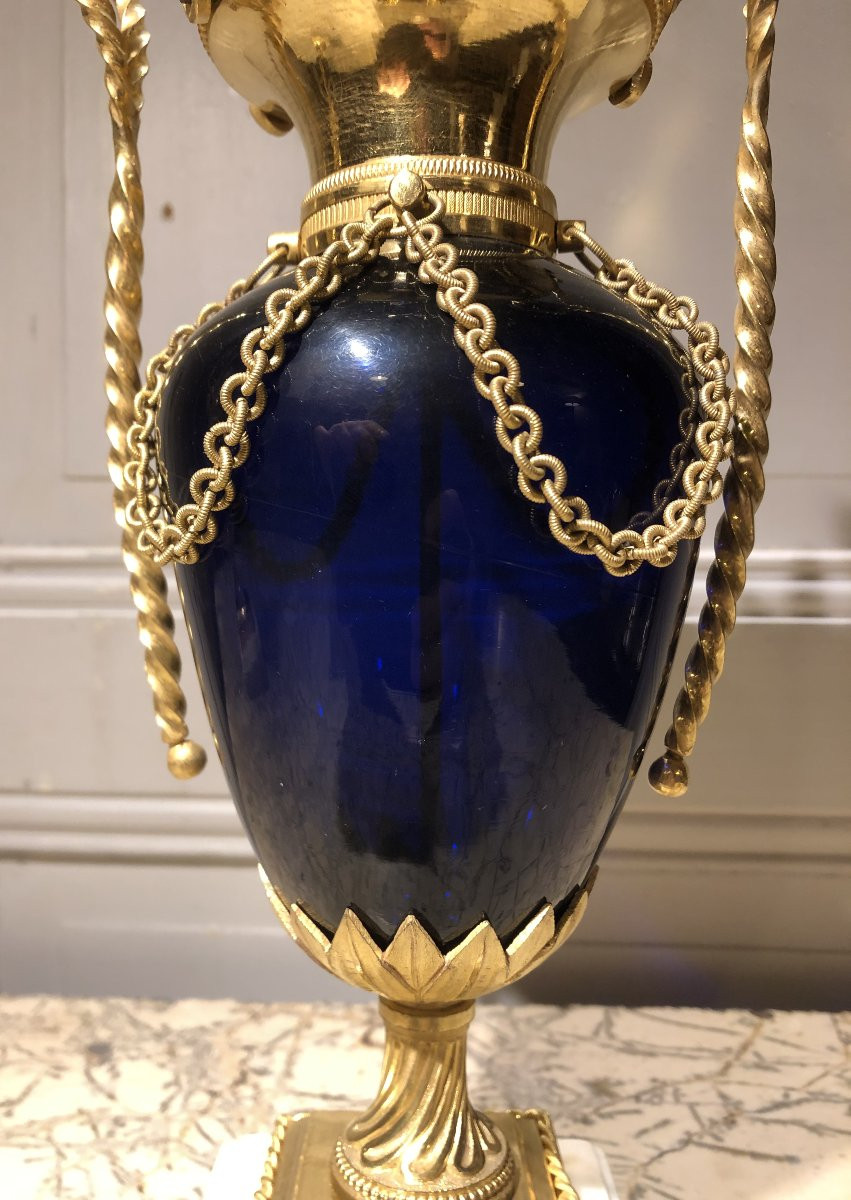 Pair Of Louis XVI Style Gilt Bronze And Blue Glass Candlesticks With Fleur-de-lis Motifs, 18th Century-photo-3