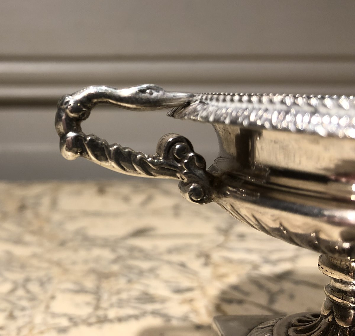 Pair Of Chambord Vases With Swans In Silver, Revolutionary Period, 18th Century -photo-3