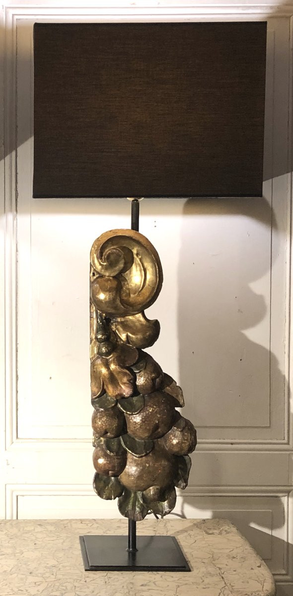 Paire de grandes lampes aux fruits en bois polychrome et doré, XVIII° siècle -photo-2