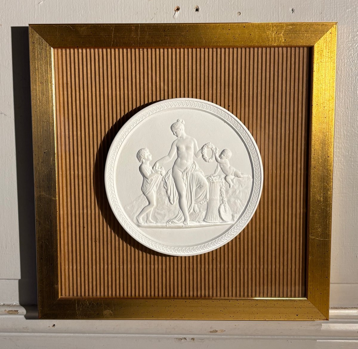 Sept médaillons mythologique de style antique en stuc -photo-5