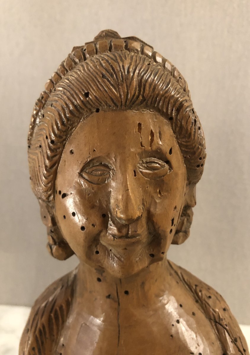 Buste de dame de qualité en bois sculpté et ciré XVIII° siècle-photo-2