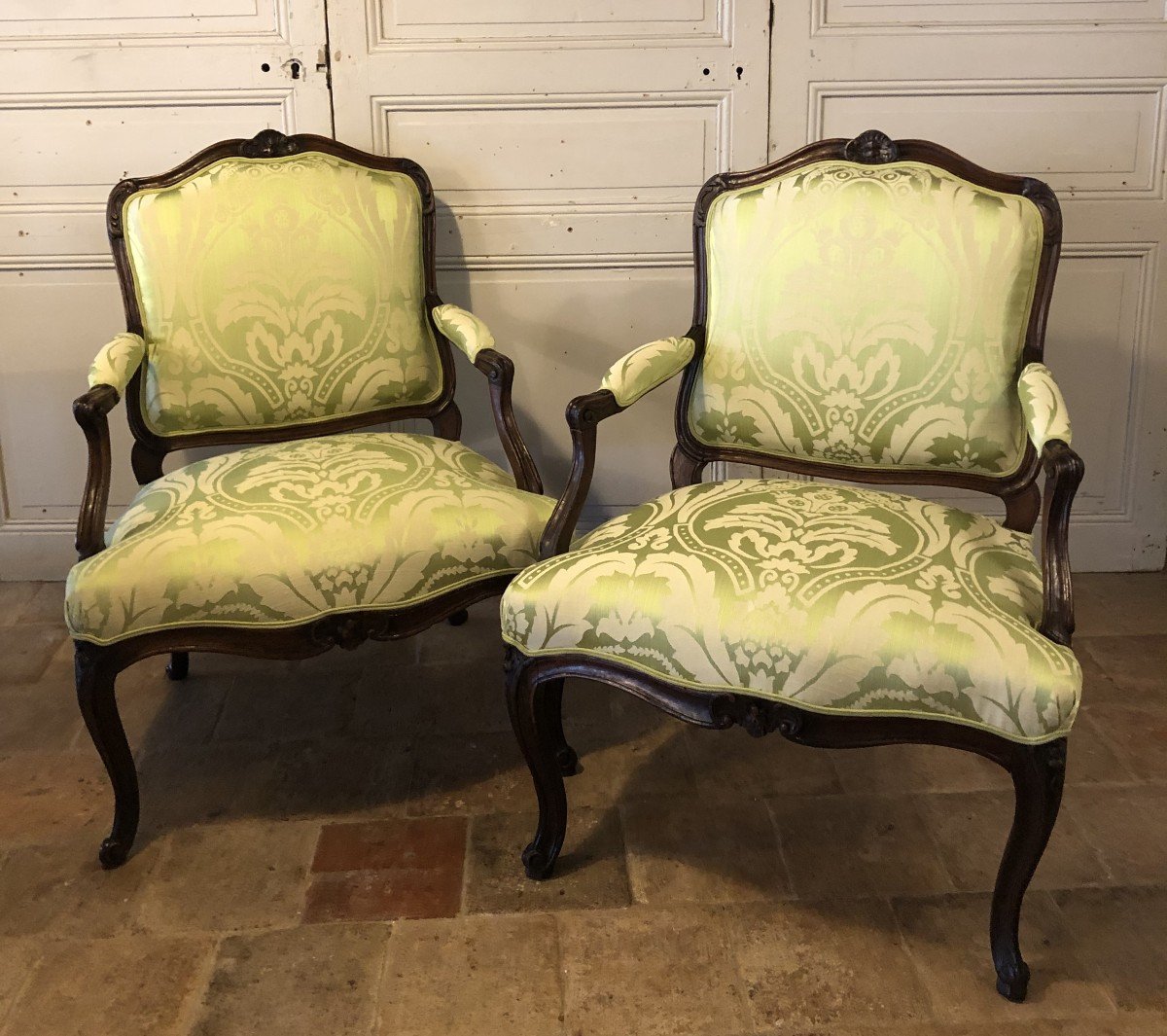 Paire de fauteuils à la reine Louis XV XVIII° siècle-photo-2