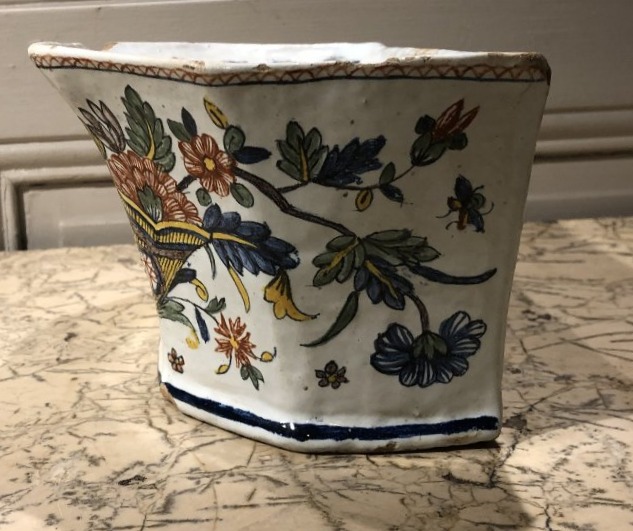 Earthenware Bouquetière With Cornucopia Decoration -photo-4