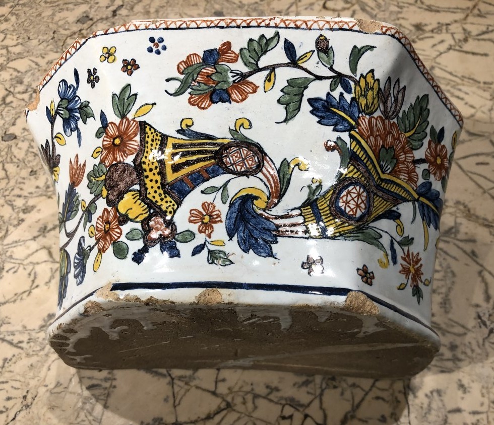 Earthenware Bouquetière With Cornucopia Decoration -photo-6