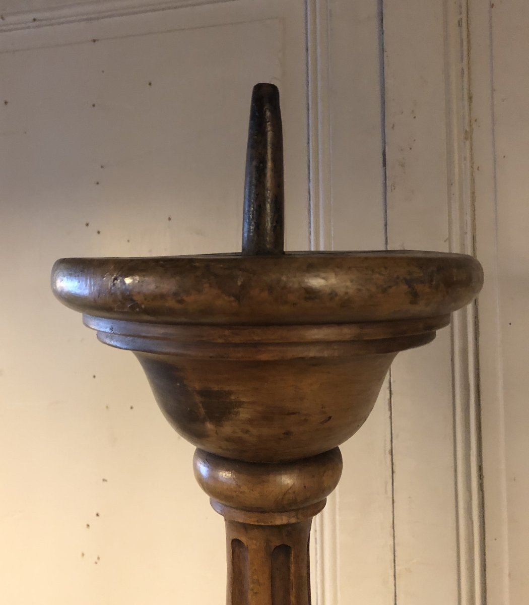 Paire de grands pique cierges style Louis XVI en bois fruitier H 177 cm-photo-3