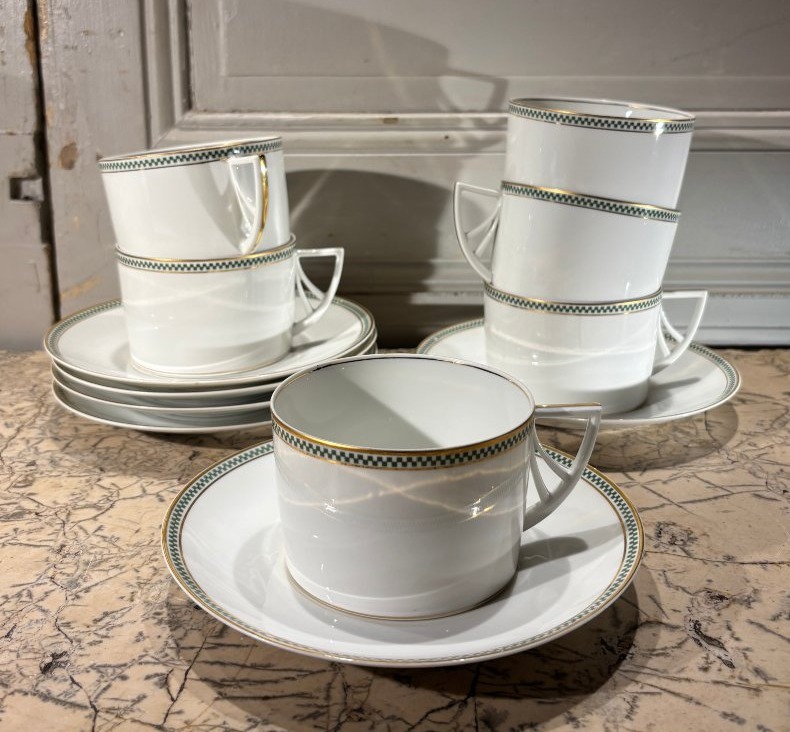 Set Of Six Art Deco Breakfast Cups Made Of Limoges Porcelain 