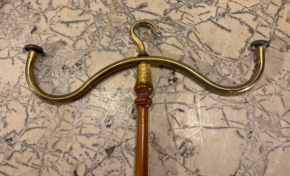 Wig Holder And English Lawyer's Robe, Circa 1900-photo-4