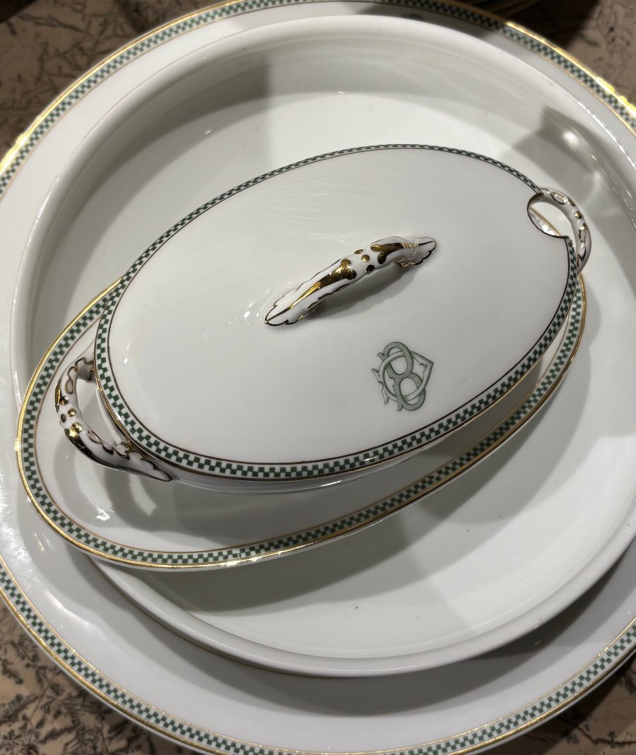 Service de table Art Déco en porcelaine de Limoges 72 pièces-photo-3