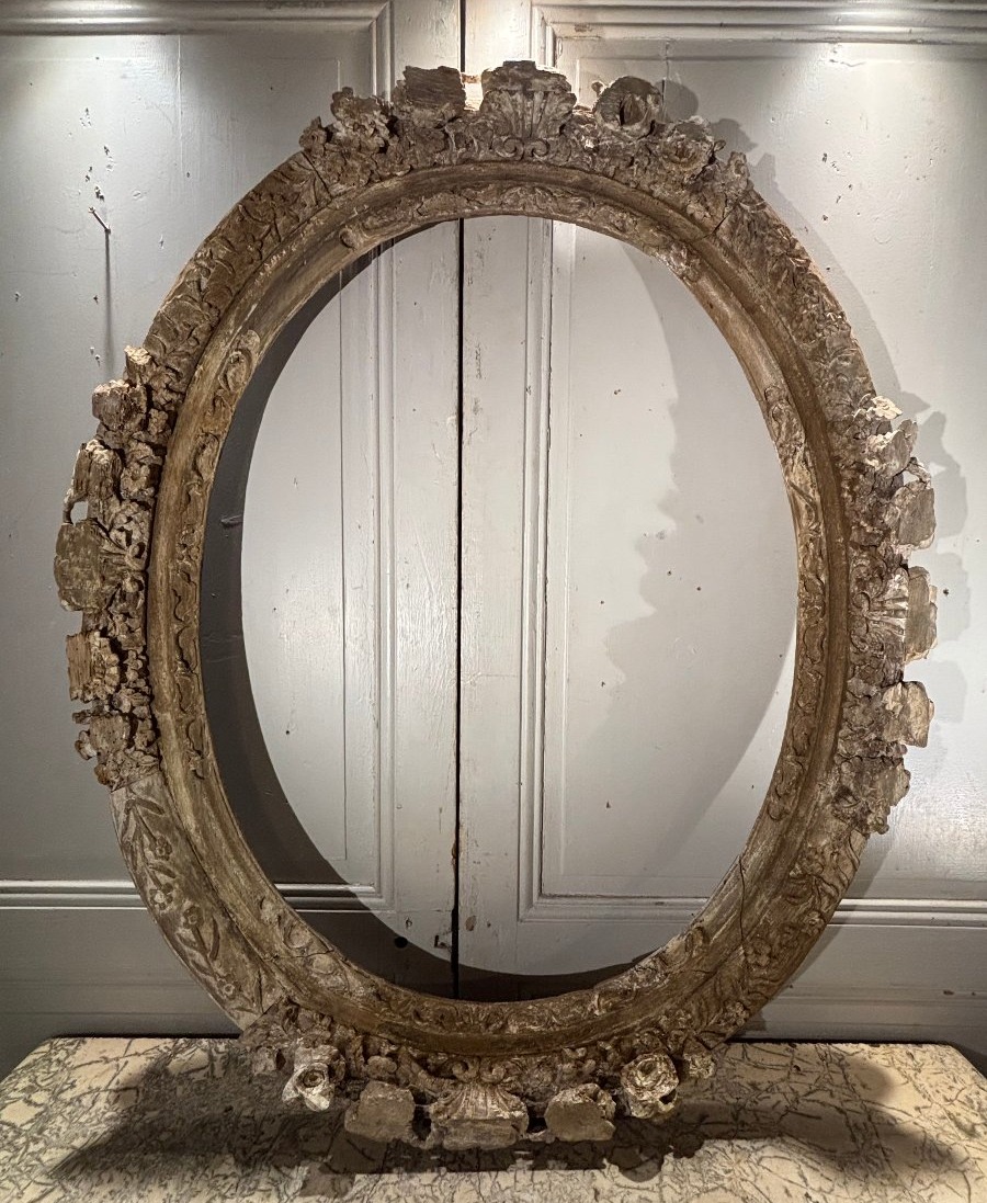 Pair Of Large Louis XIV-style Frames With Carved Oak Medallions -photo-4