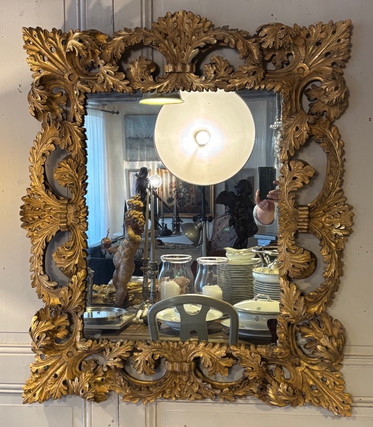 Miroir style louis XIV Baroque Italien en bois sculpté ajouré et doré -photo-2