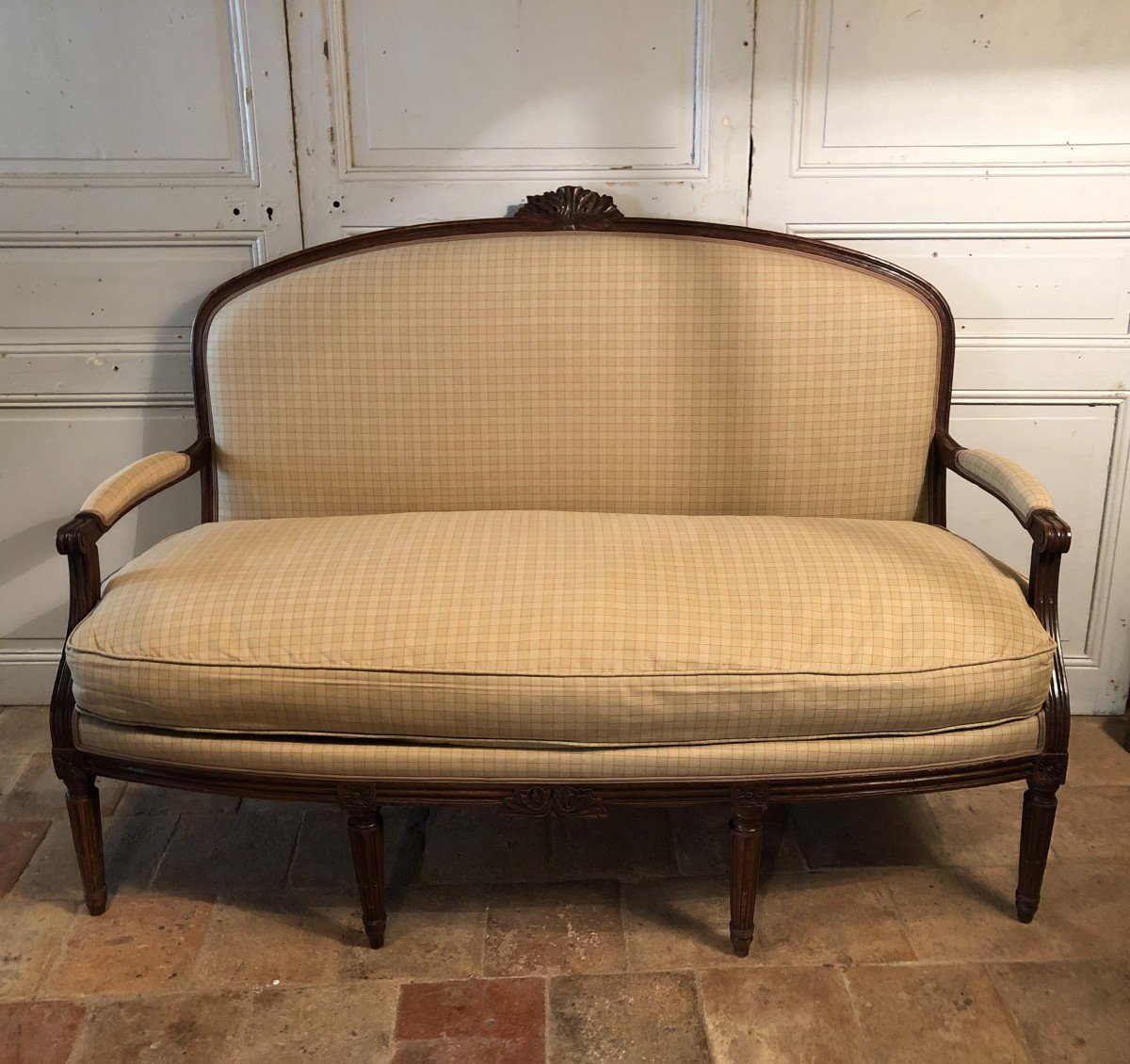 Canapé Louis XVI époque XVIII° Siècle En Noyer