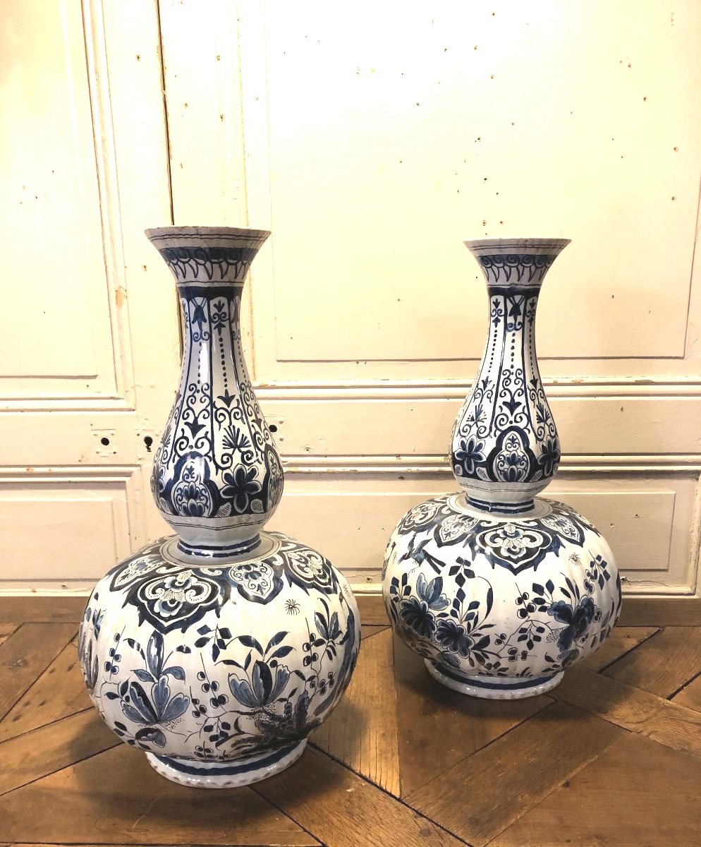 Paire de grands vases bouteille Delft blanc bleu-photo-3