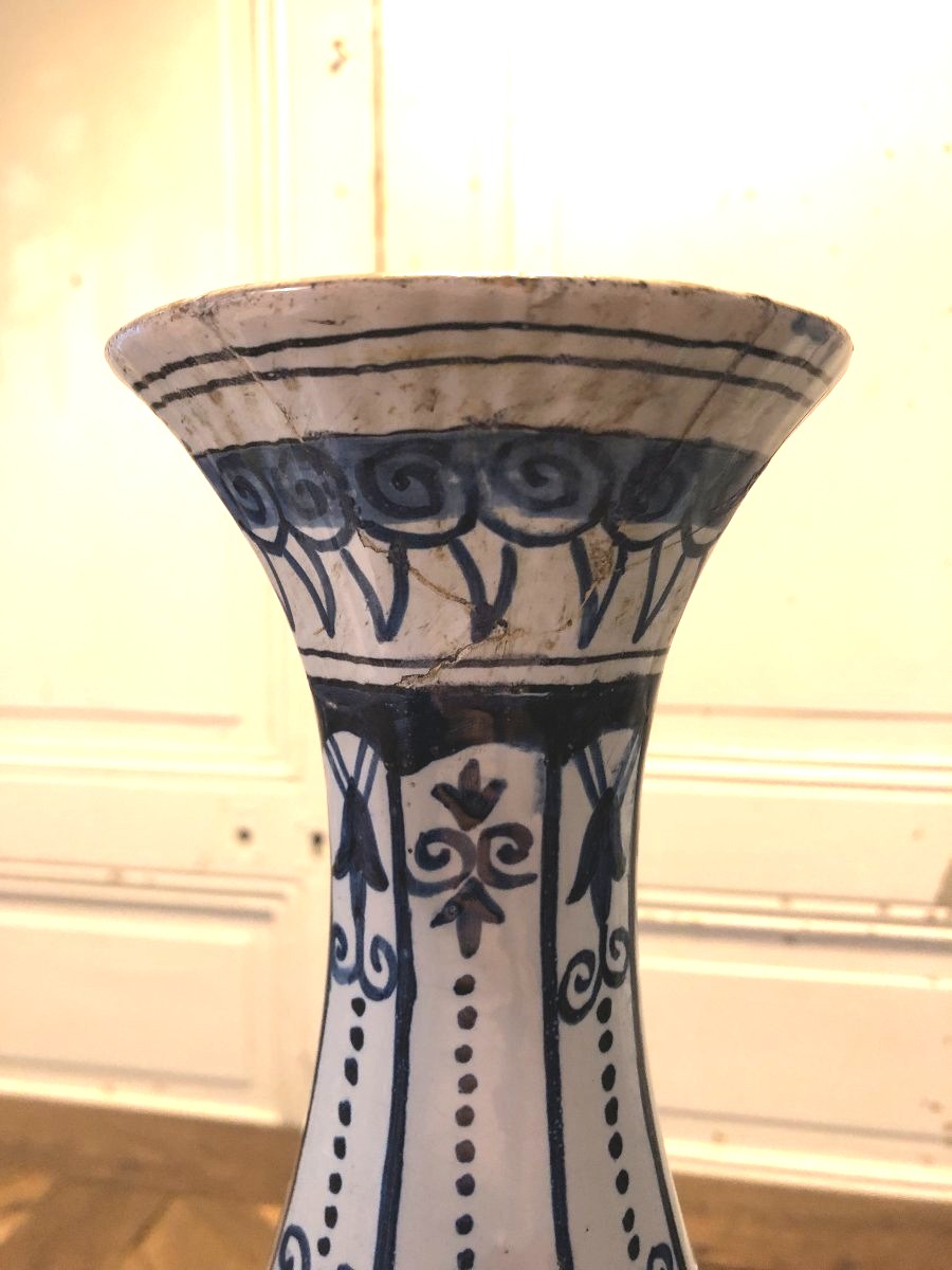 Paire de grands vases bouteille Delft blanc bleu-photo-7