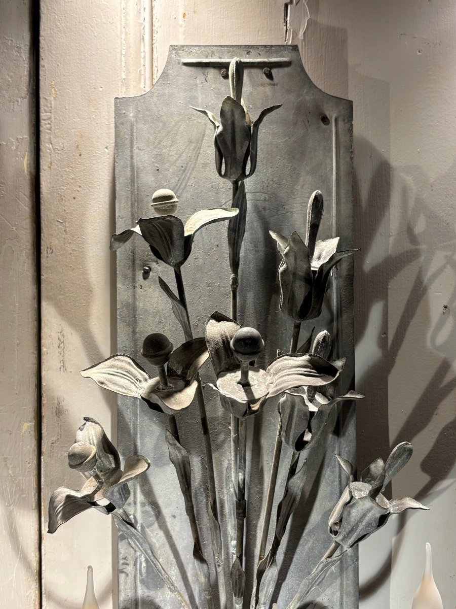 Paire de grandes appliques aux lys et vases Médicis en zinc XIX° siècle -photo-1