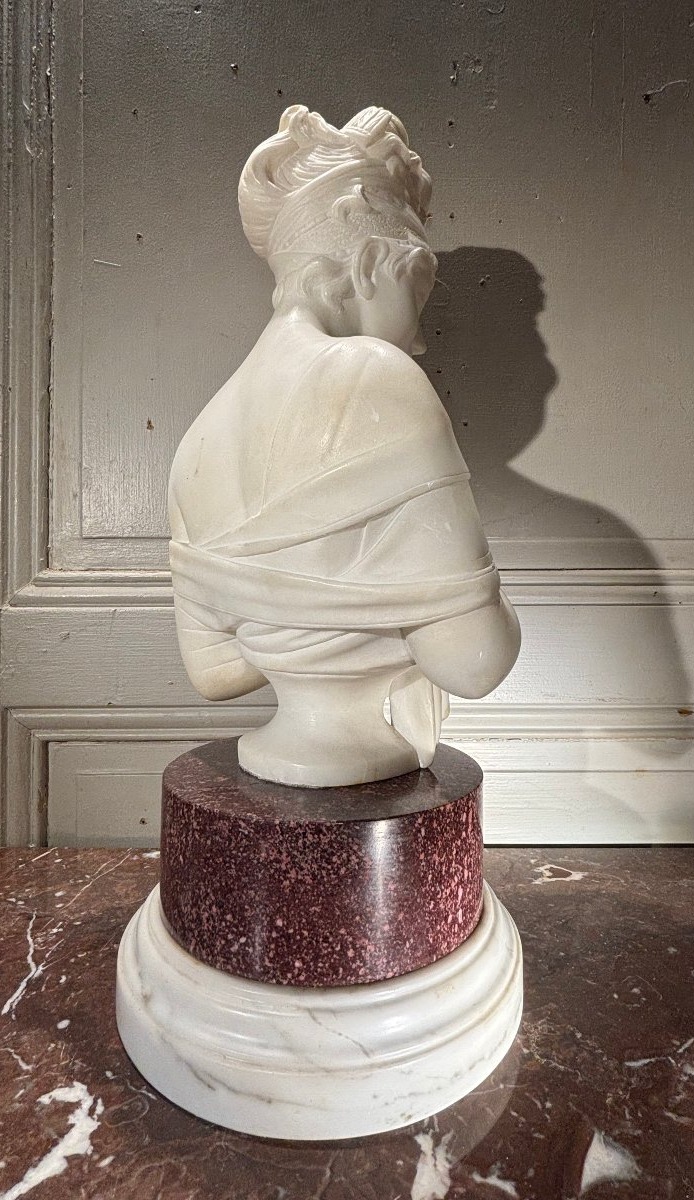 Buste de Juliette R&eacute;camier en alb&acirc;tre sur socle en marbre  XIXe si&egrave;cle-photo-3