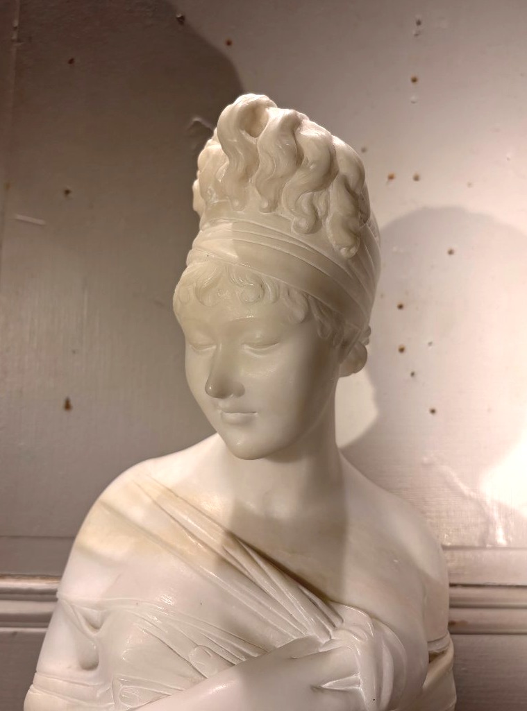 Buste de Juliette R&eacute;camier en alb&acirc;tre sur socle en marbre  XIXe si&egrave;cle-photo-4