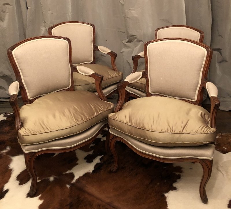 Suite Four Louis XV Armchairs In Cabriolet
