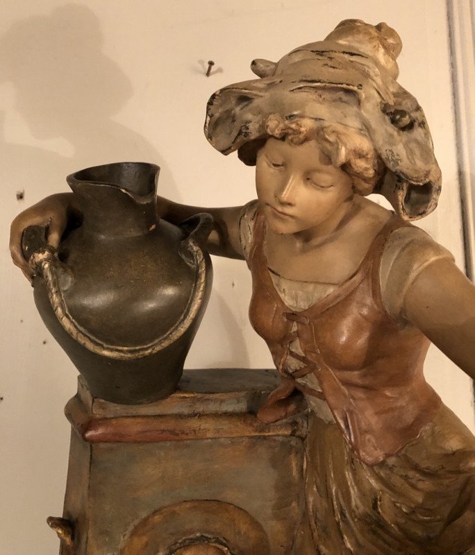 Jeune Femme à La Fontaine En Plâtre Polychrome Vers 1900-photo-2